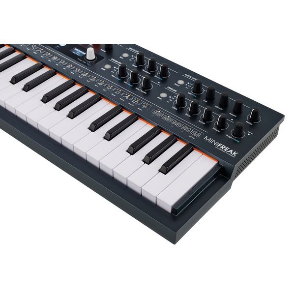 Arturia MiniFreak Arturia MiniFreak