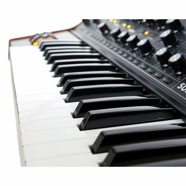 Moog Subsequent 37 Moog Subsequent 37