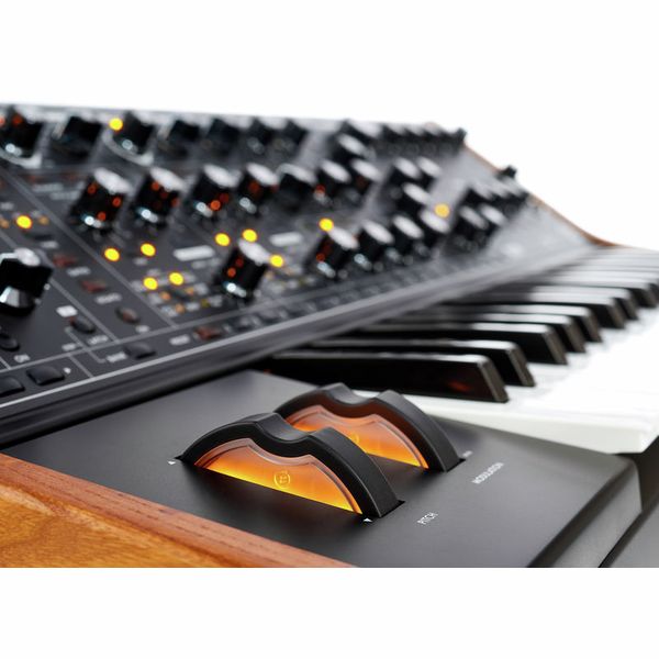 Moog Subsequent 37 Moog Subsequent 37