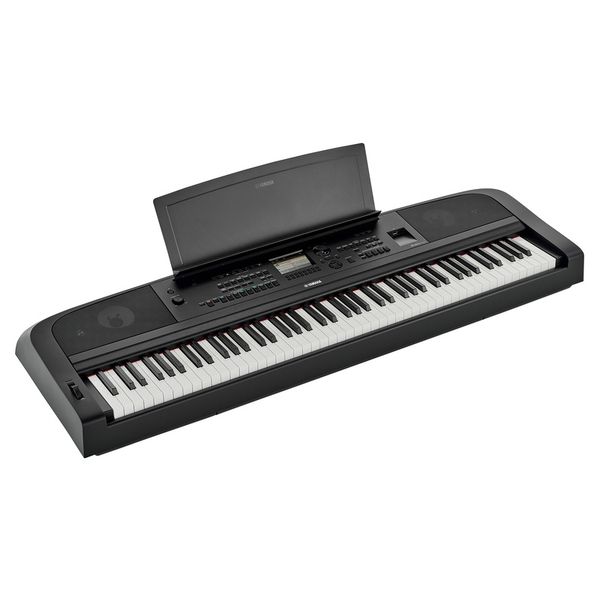 Yamaha DGX-670 Yamaha DGX-670