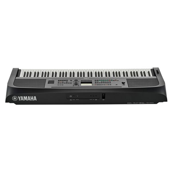 Yamaha DGX-670 Yamaha DGX-670