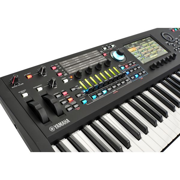 Yamaha MODX M6